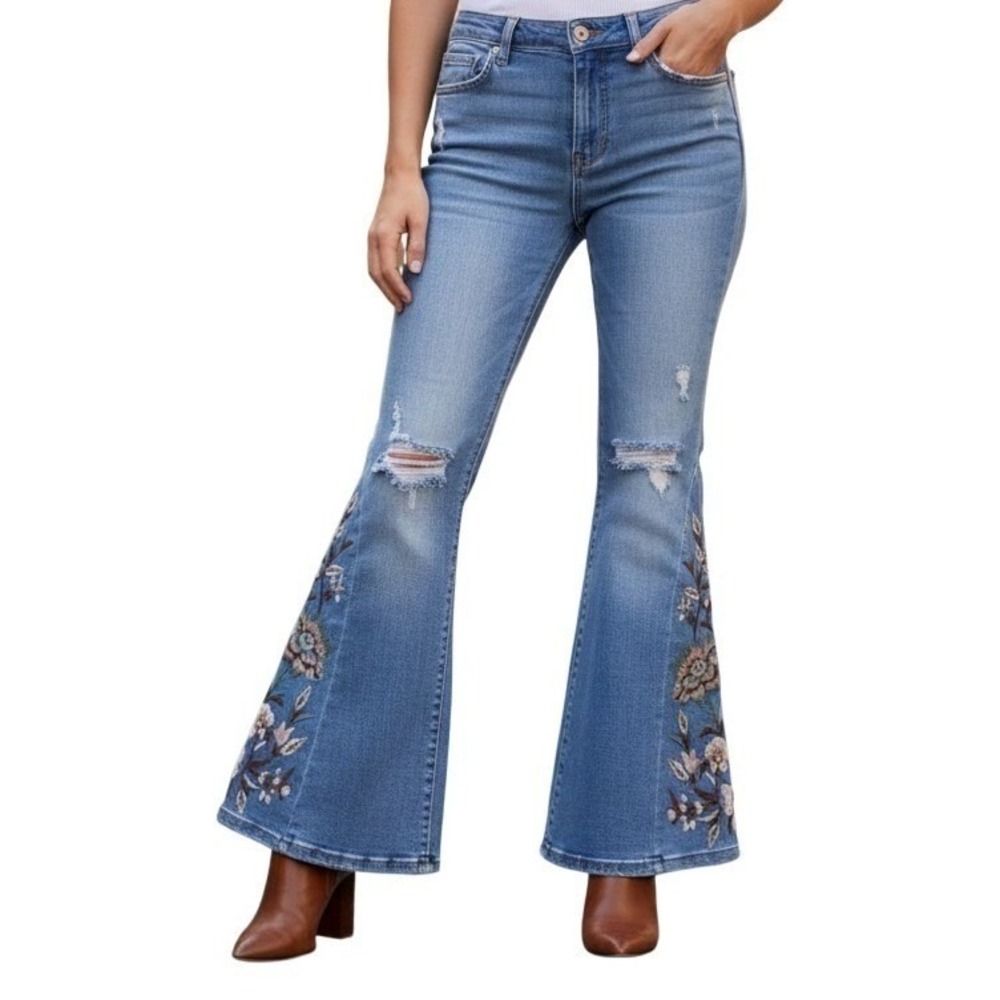 Celebrity Pink Generation Floral Embroidered Flare‎ Jeans Light Wash Womens W 26